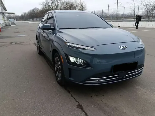 Hyundai Kona - фото 1