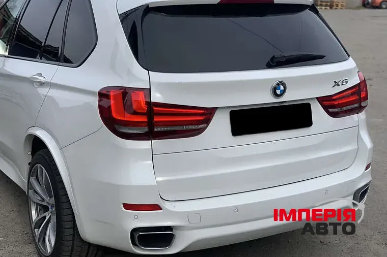 BMW X5 - фото 7