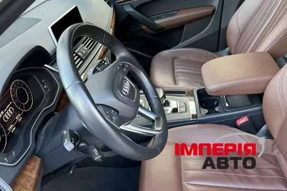 Audi Q5 - фото 9