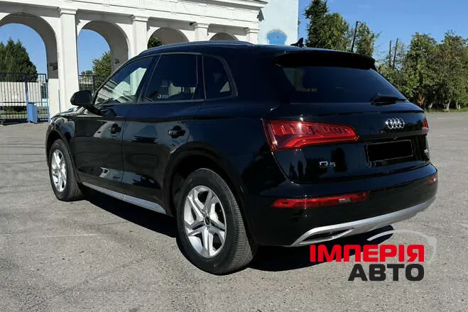 Audi Q5 - фото 7