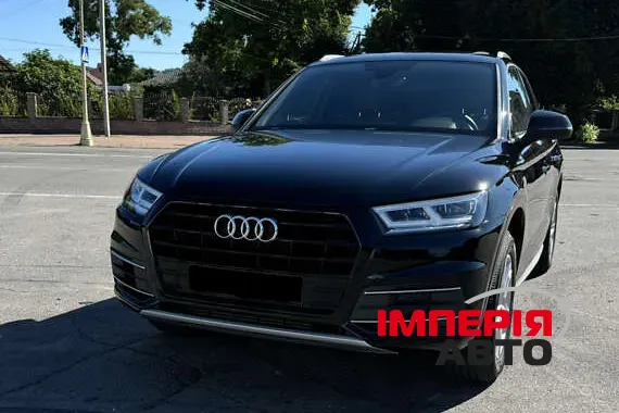 Audi Q5 - фото 1