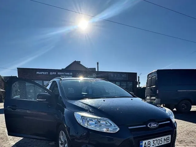 Ford Focus - фото 1