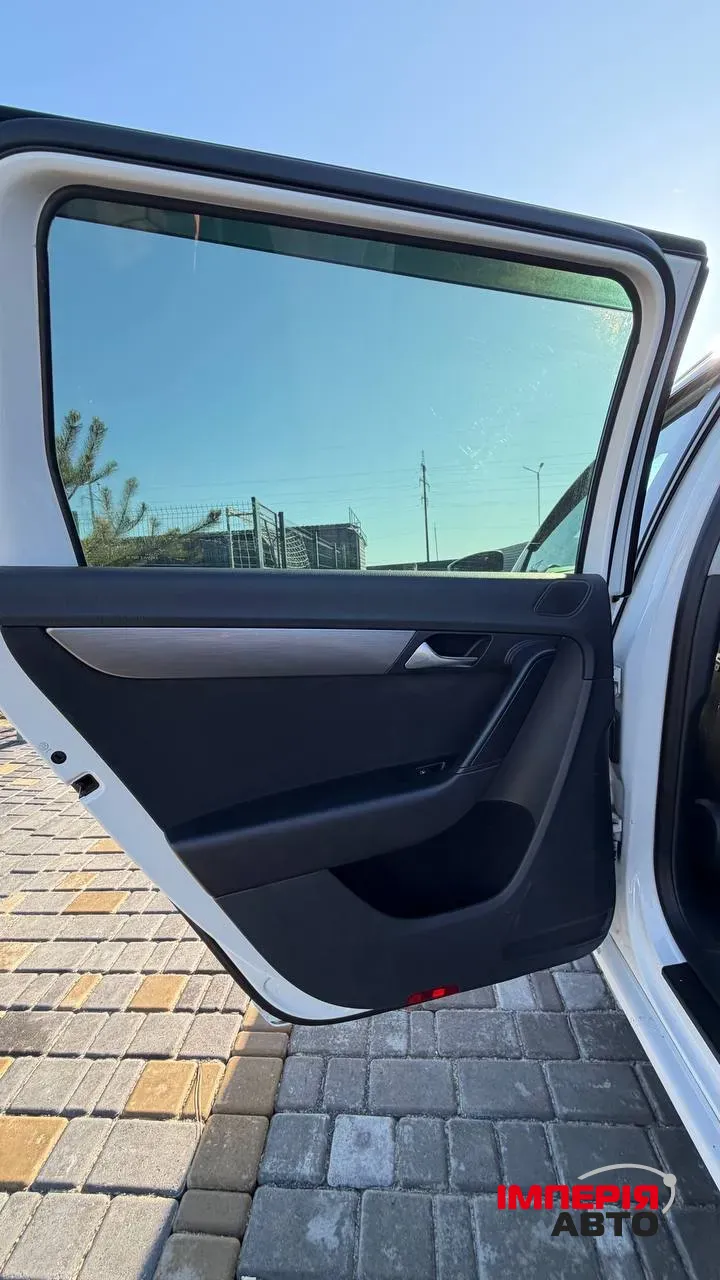 Volkswagen Passat - фото 42