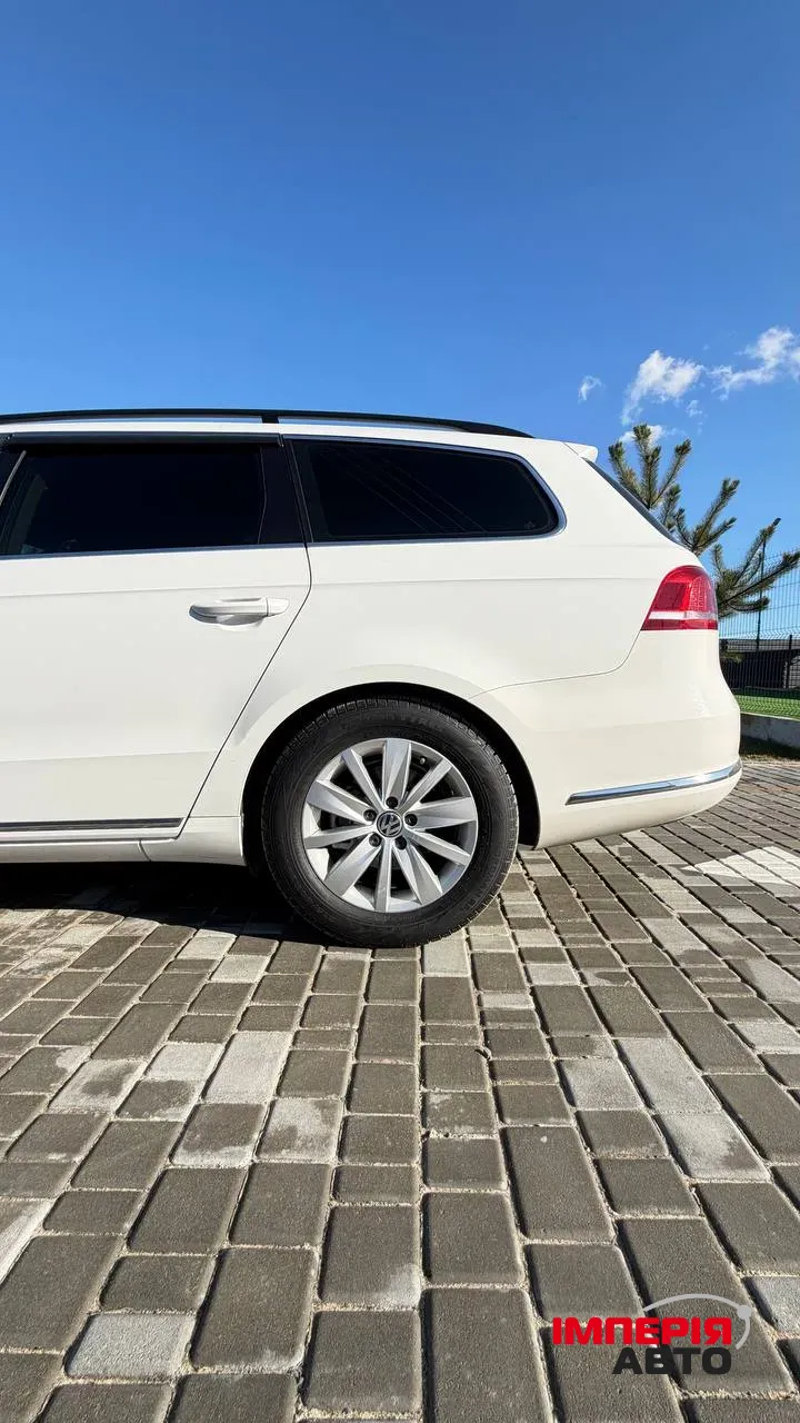 Volkswagen Passat - фото 13