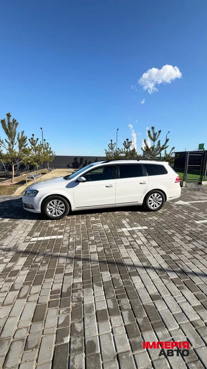 Volkswagen Passat - фото 4