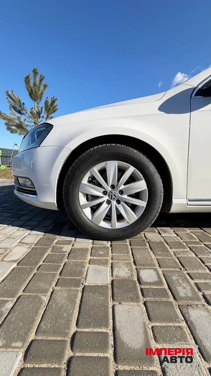 Volkswagen Passat - фото 11