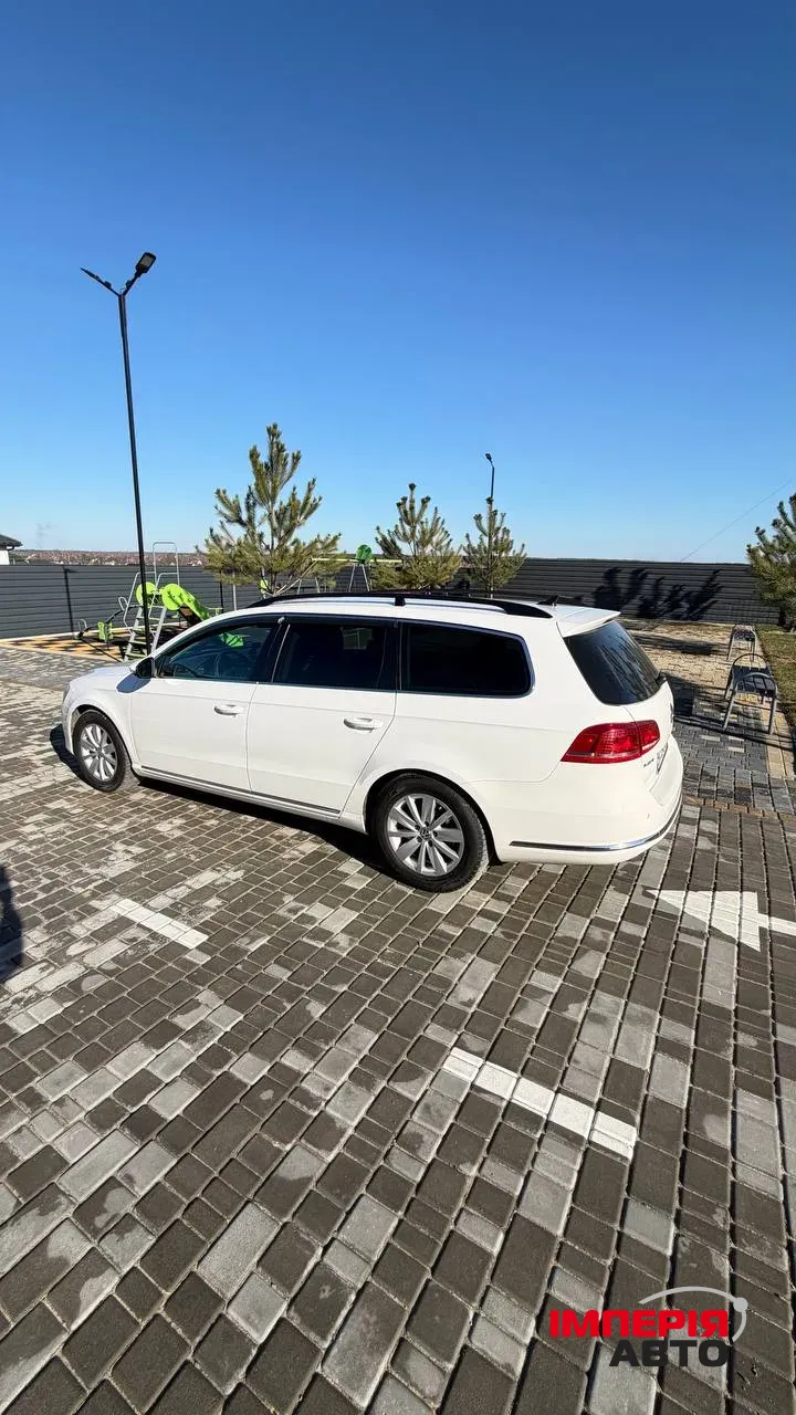 Volkswagen Passat - фото 6