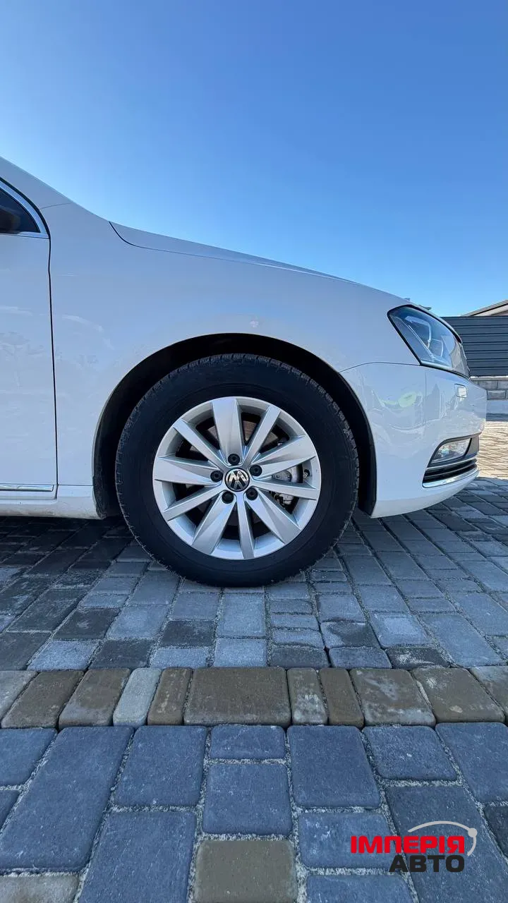 Volkswagen Passat - фото 10