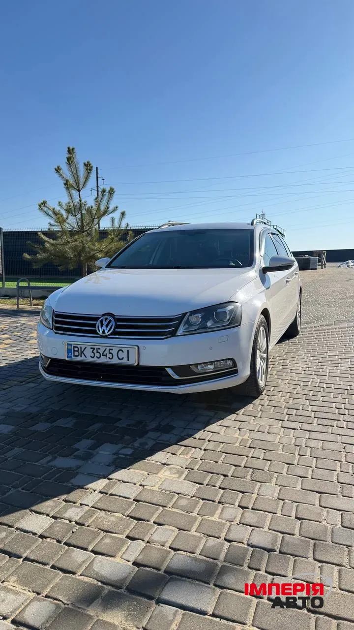 Volkswagen Passat - фото 3