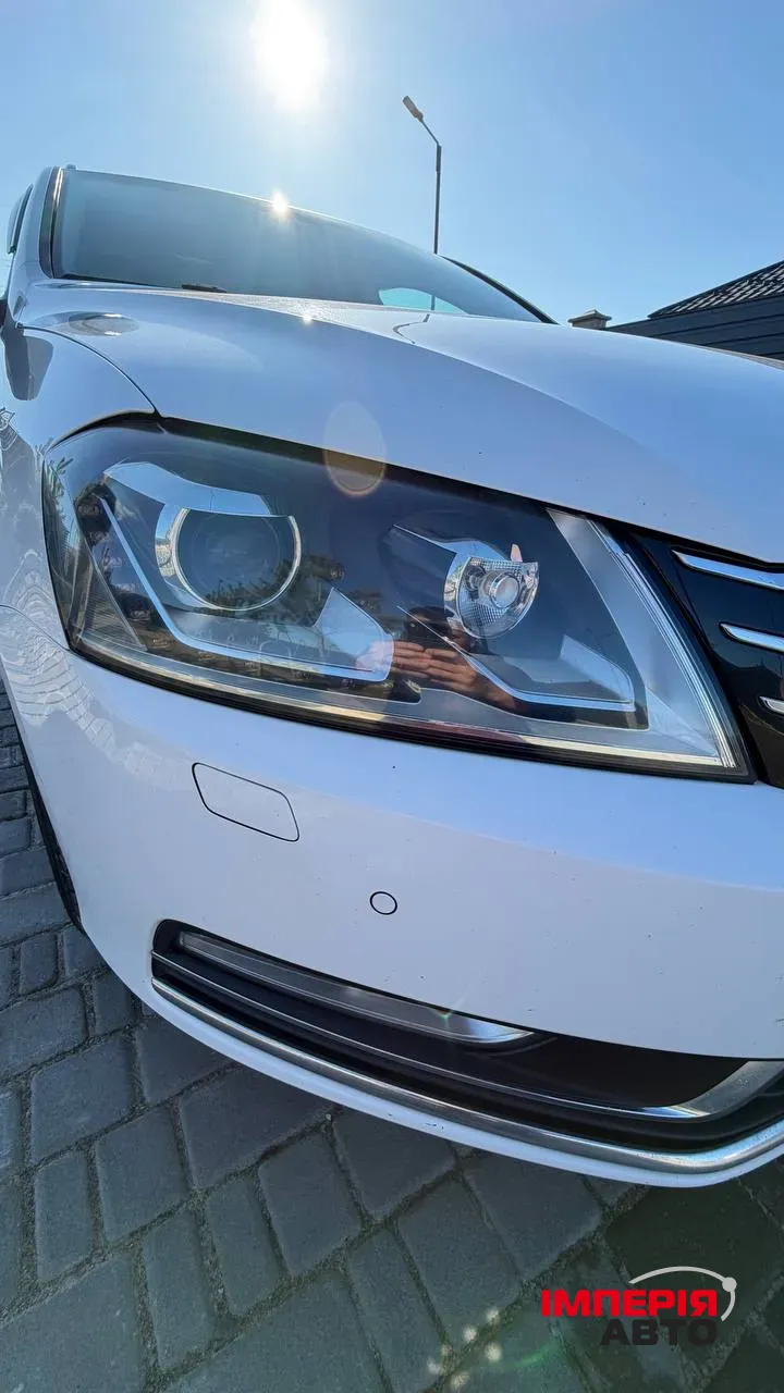 Volkswagen Passat - фото 18