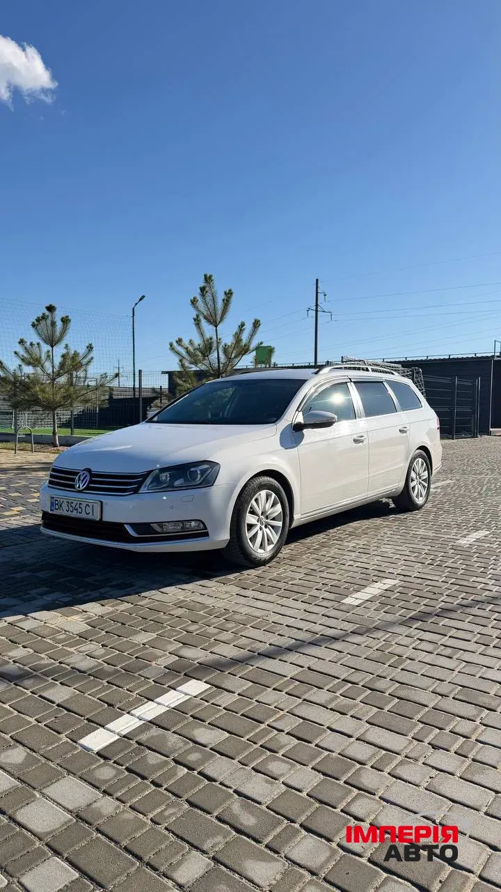 Volkswagen Passat - фото 1