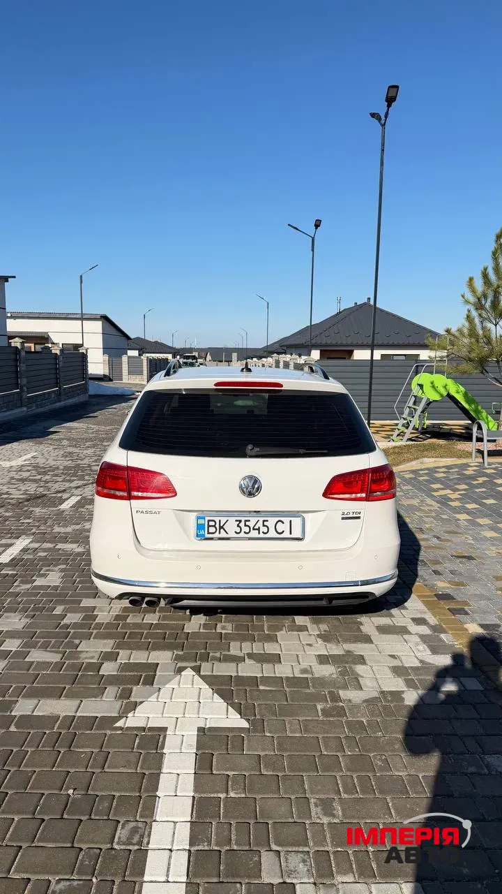 Volkswagen Passat - фото 8