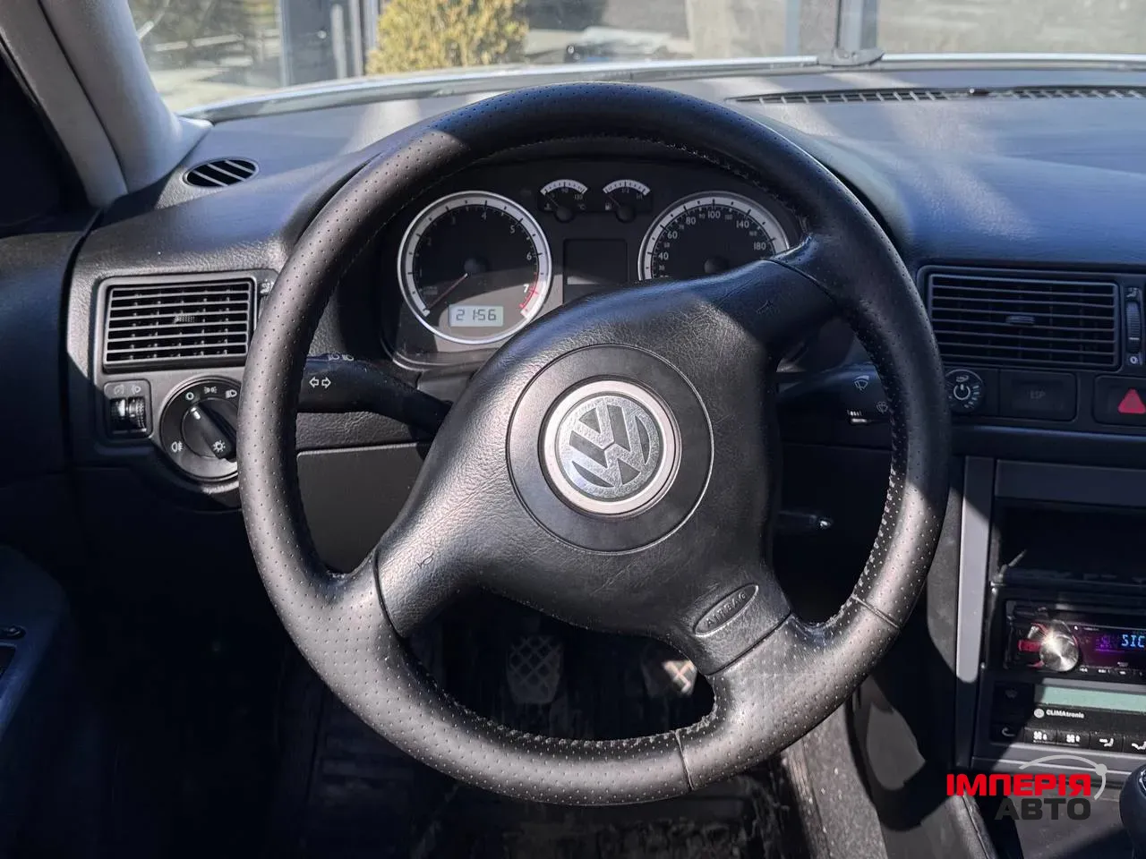 Volkswagen Golf - фото 6