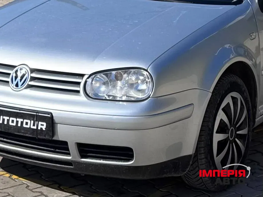 Volkswagen Golf - фото 3