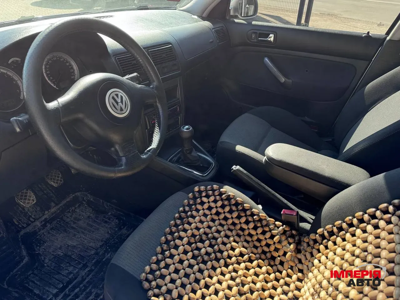 Volkswagen Golf - фото 4