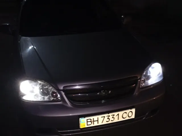 Chevrolet Lacetti - фото 1