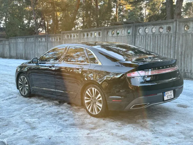Lincoln MKZ - фото 4