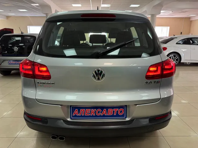 Volkswagen Tiguan - фото 3
