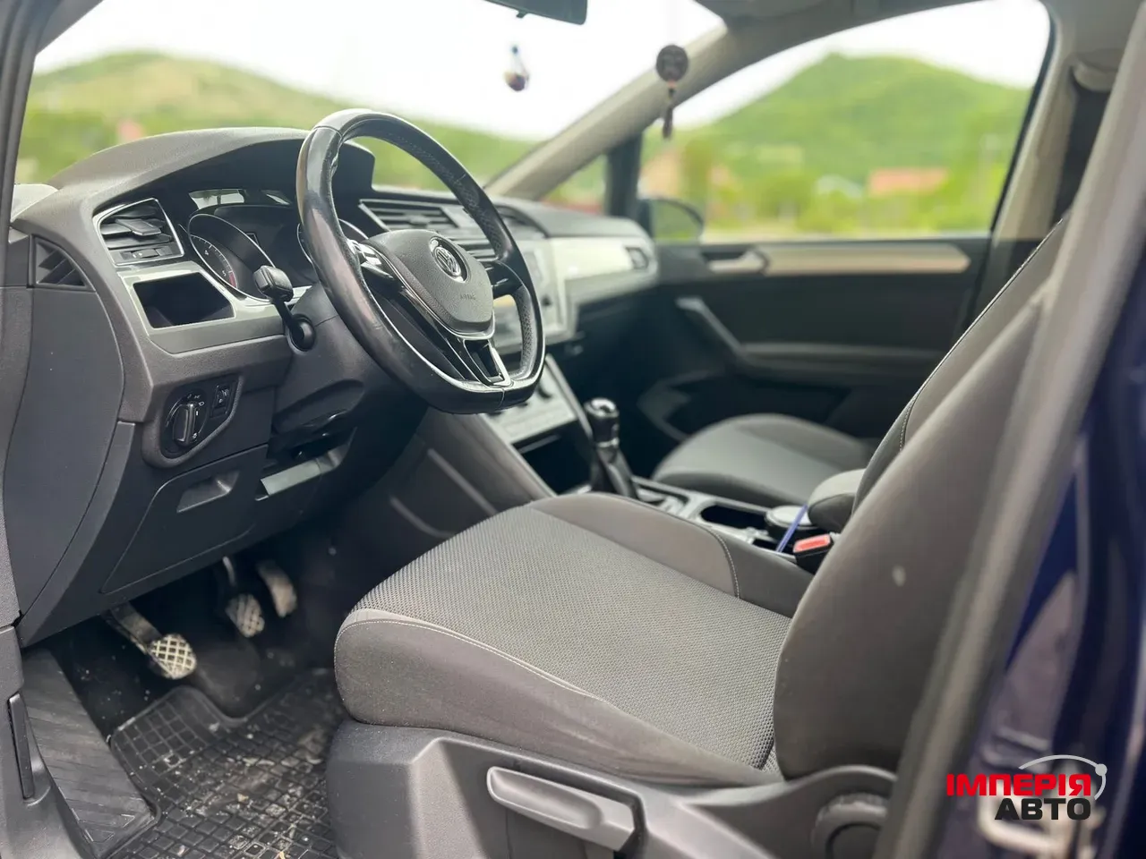 Volkswagen Touran - фото 18