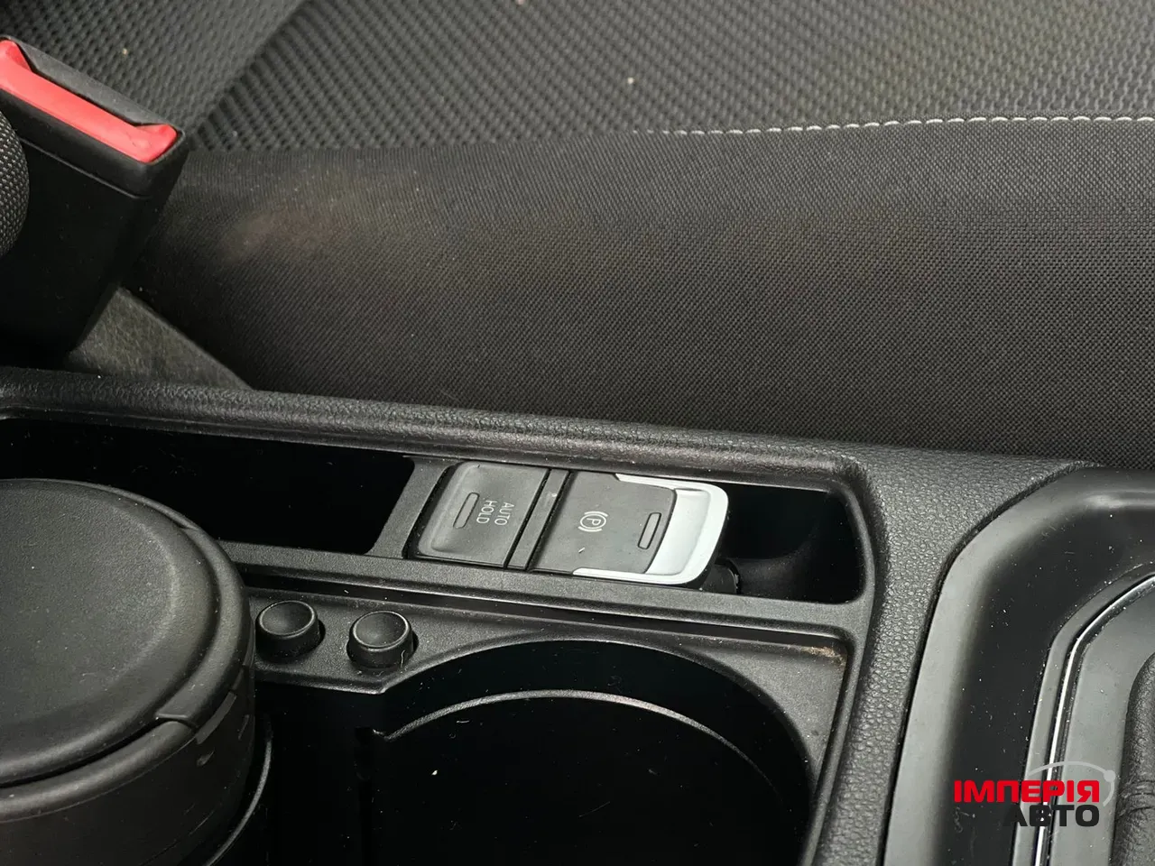 Volkswagen Touran - фото 20