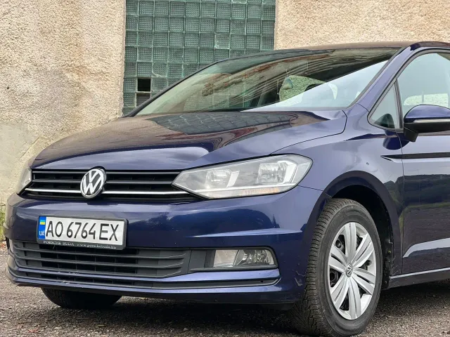 Volkswagen Touran - фото 3