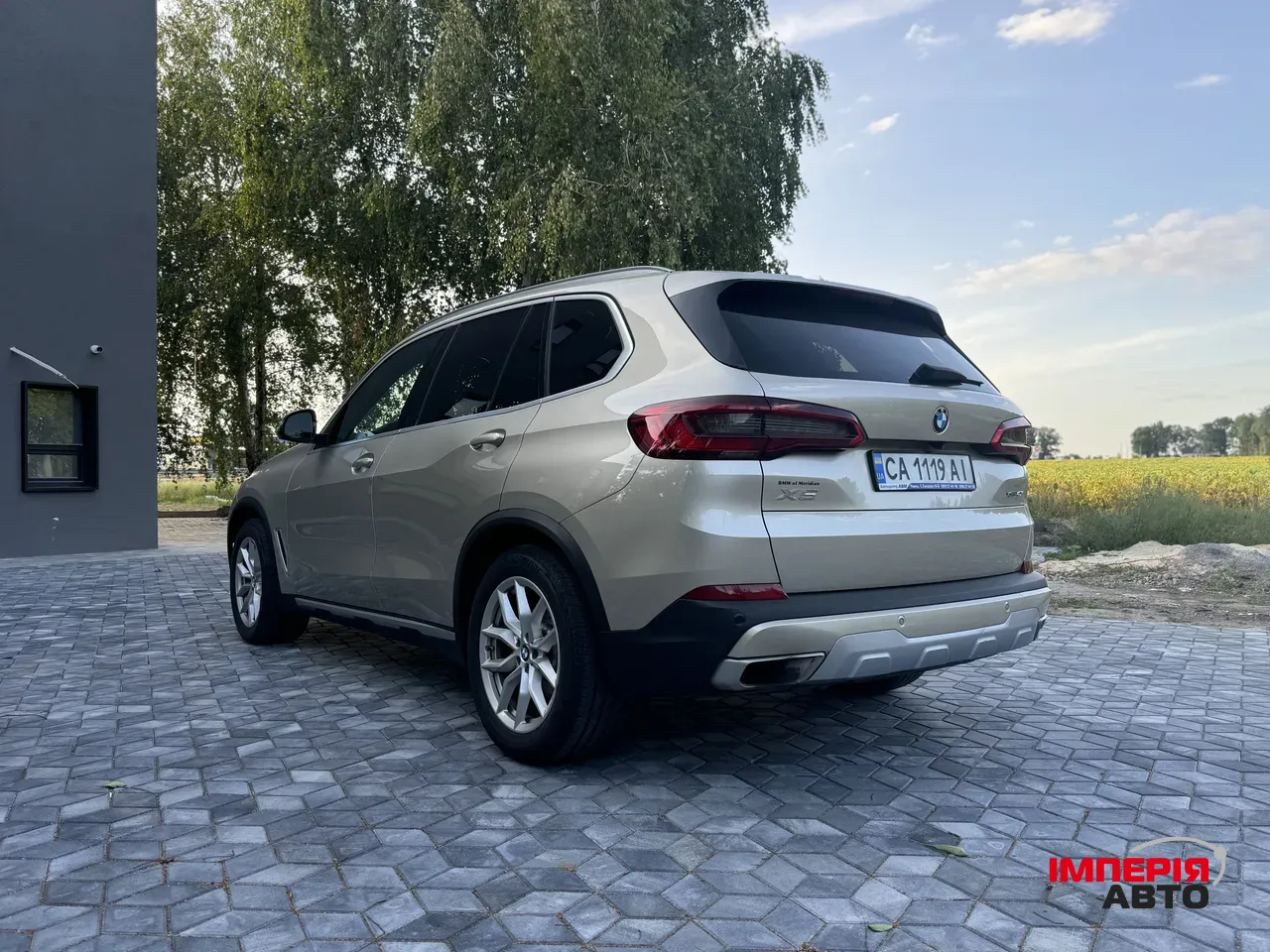 BMW X5 - фото 6