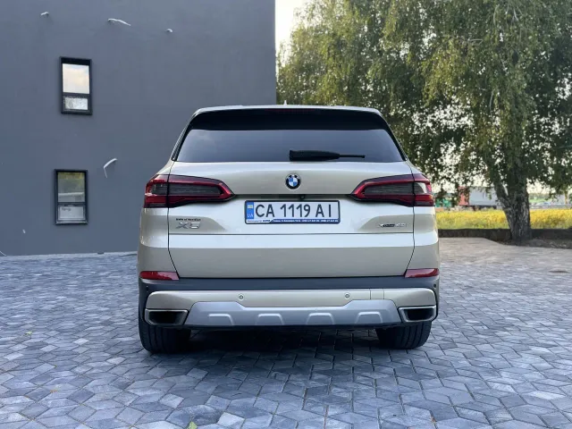 BMW X5 - фото 5