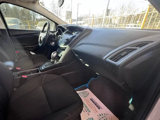 Ford Focus - фото 2