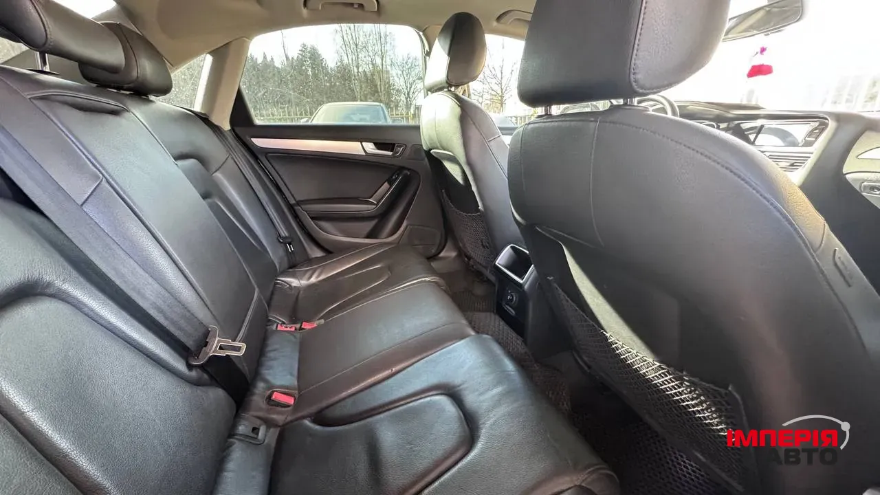 Audi A4 - фото 5