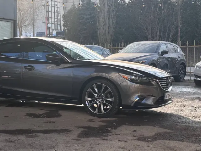 Mazda 6 - фото 2
