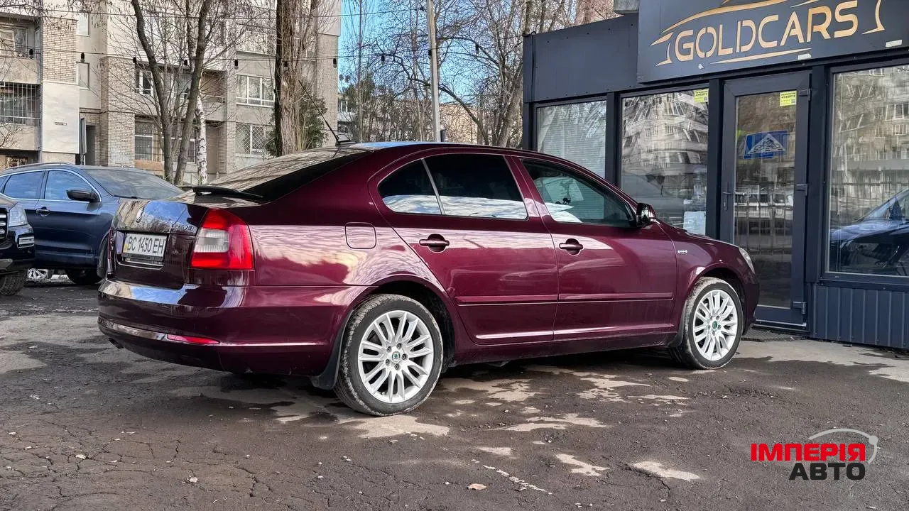 Skoda Octavia - фото 8