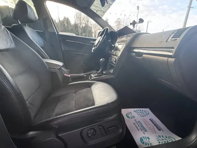 Skoda Octavia - фото 2