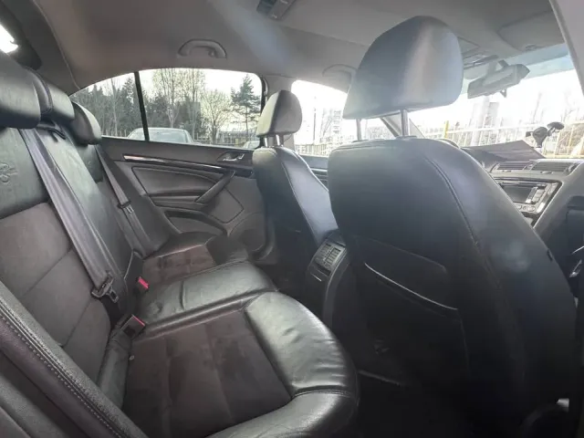 Skoda Octavia - фото 5