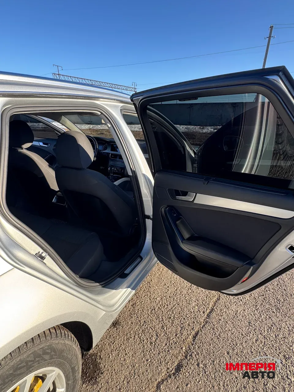 Audi A4 - фото 23