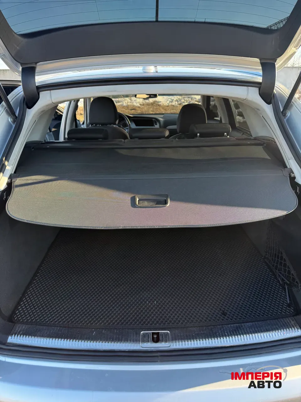 Audi A4 - фото 18