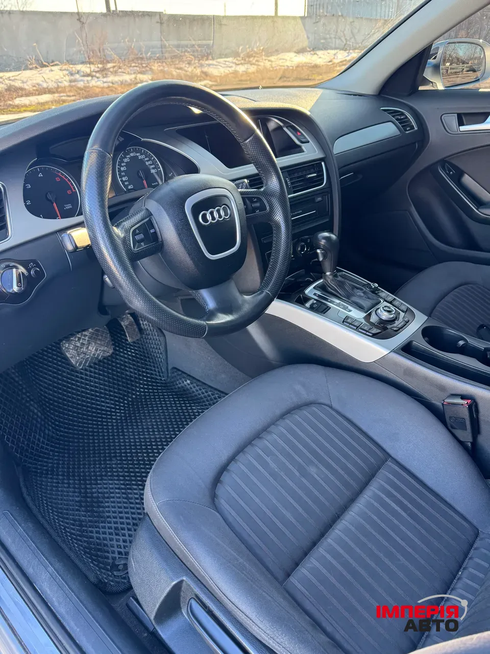 Audi A4 - фото 14