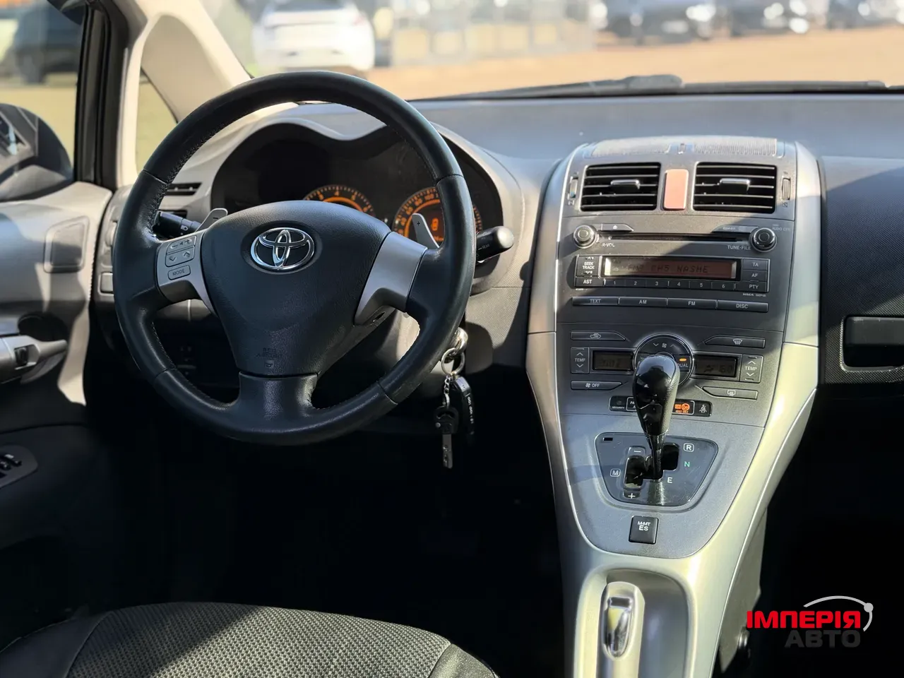 Toyota Auris - фото 15