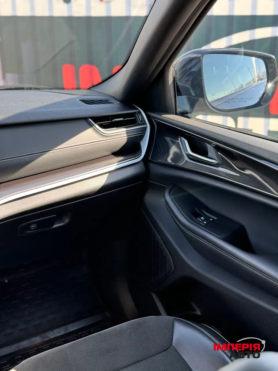 Jeep Grand Cherokee - фото 9