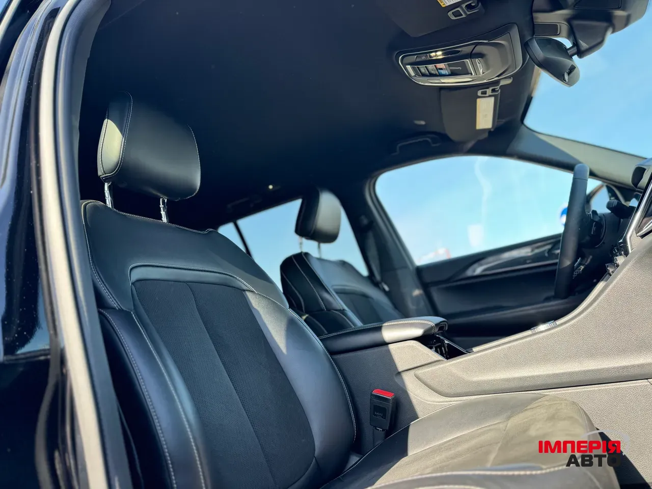 Jeep Grand Cherokee - фото 12