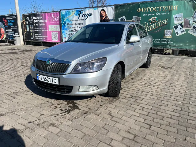Skoda Octavia - фото 1