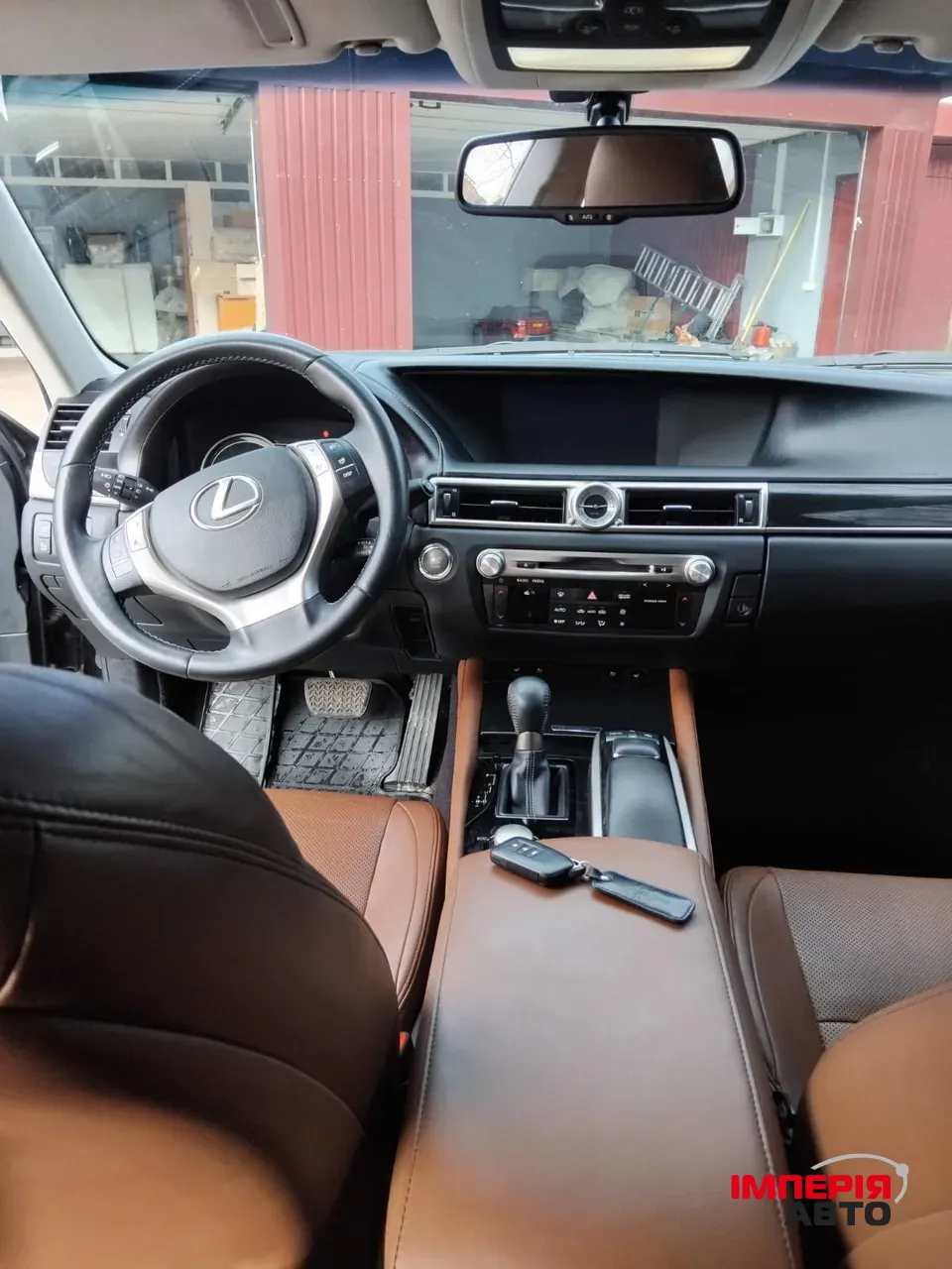 Lexus GS - фото 6