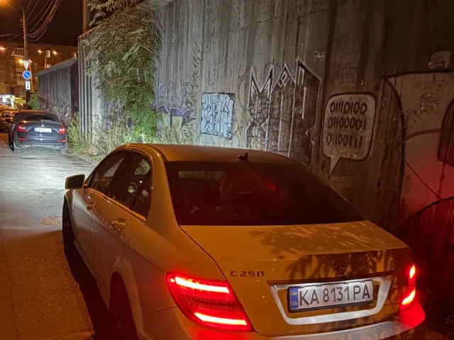 Mercedes-Benz C-Класс - фото 3