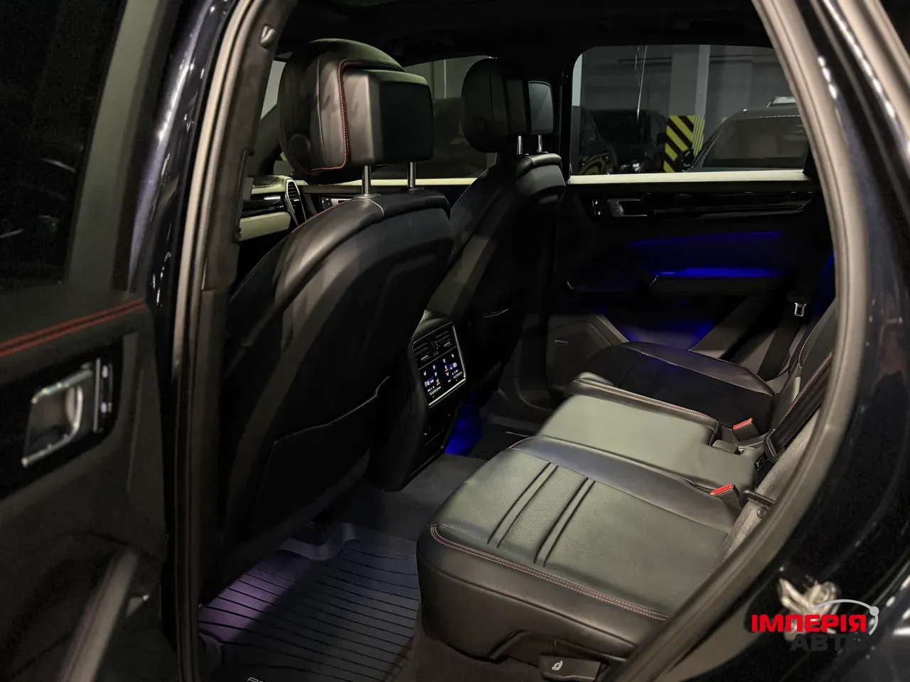 Porsche Cayenne - фото 21