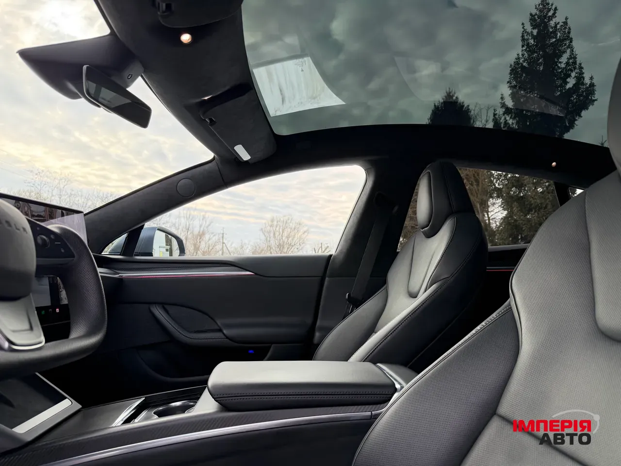 Tesla Model S - фото 8