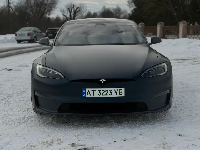 Tesla Model S - фото 2