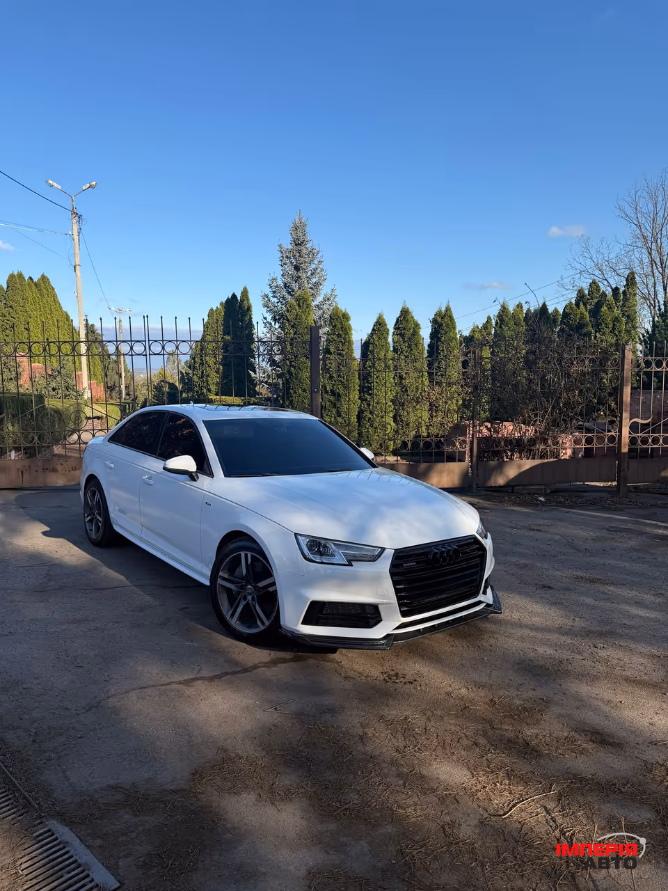Audi A4 - фото 1