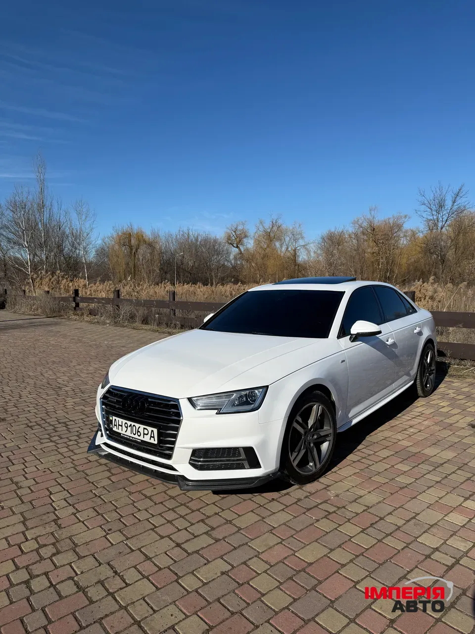 Audi A4 - фото 1