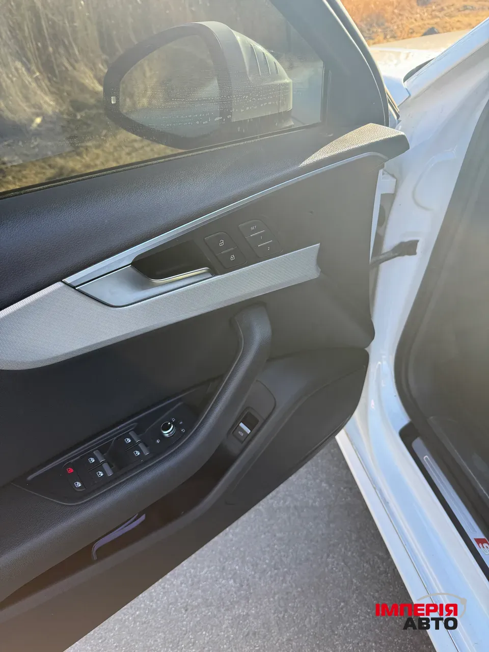 Audi A4 - фото 7