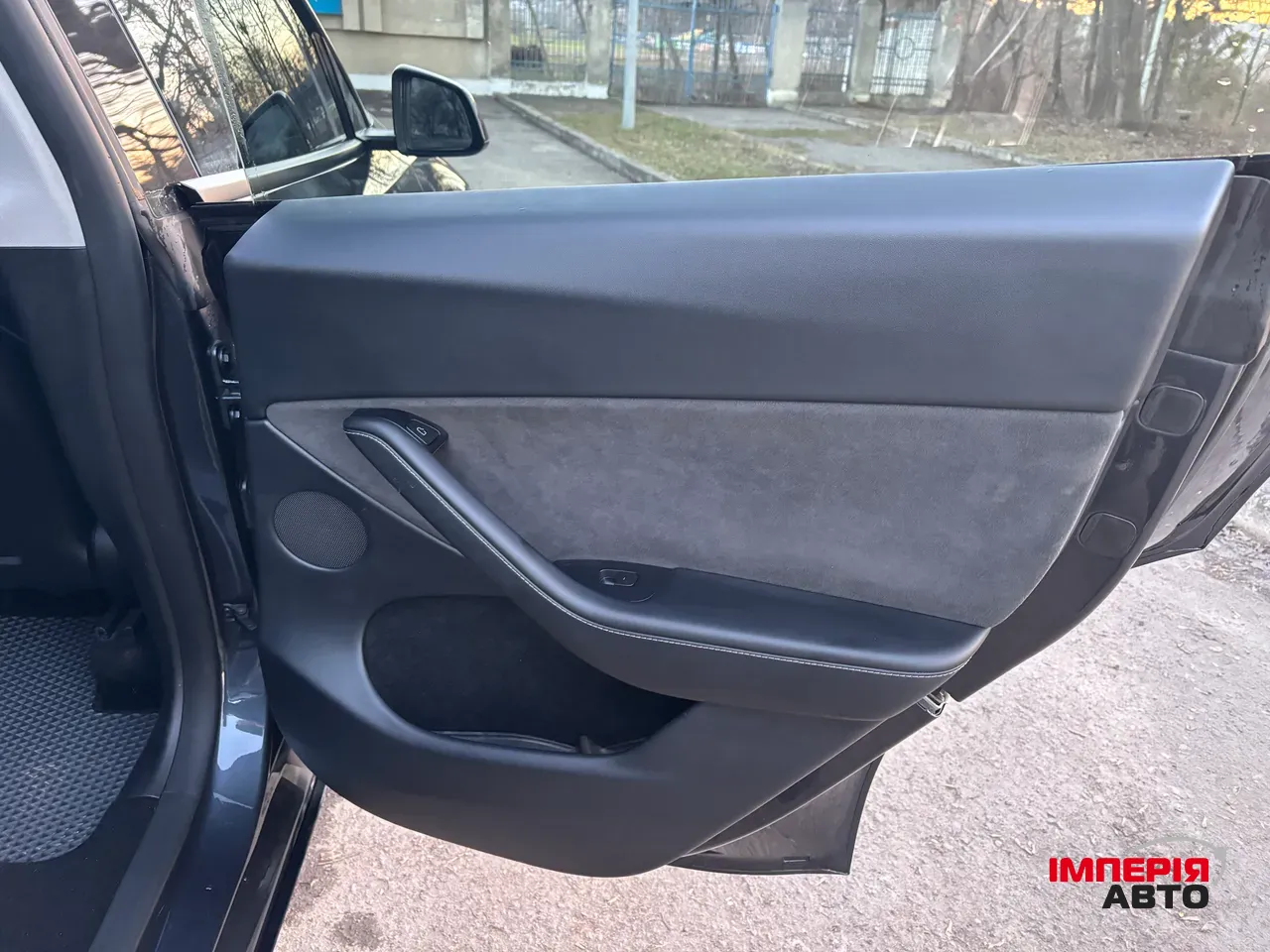 Tesla Model Y - фото 23