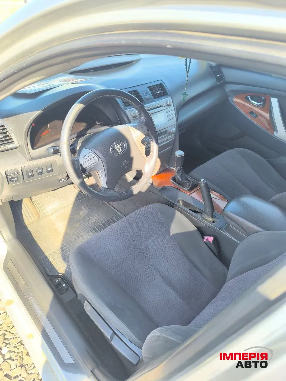 Toyota Camry - фото 12